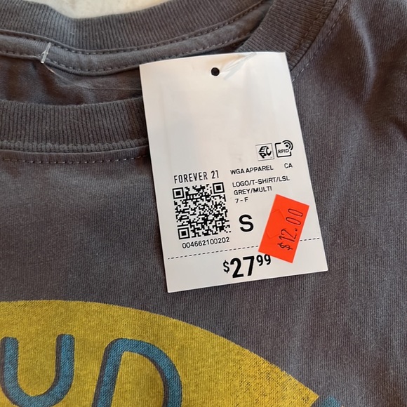 NWT Forever 21 Pink Floyd long sleeve tshirt - Picture 2 of 2